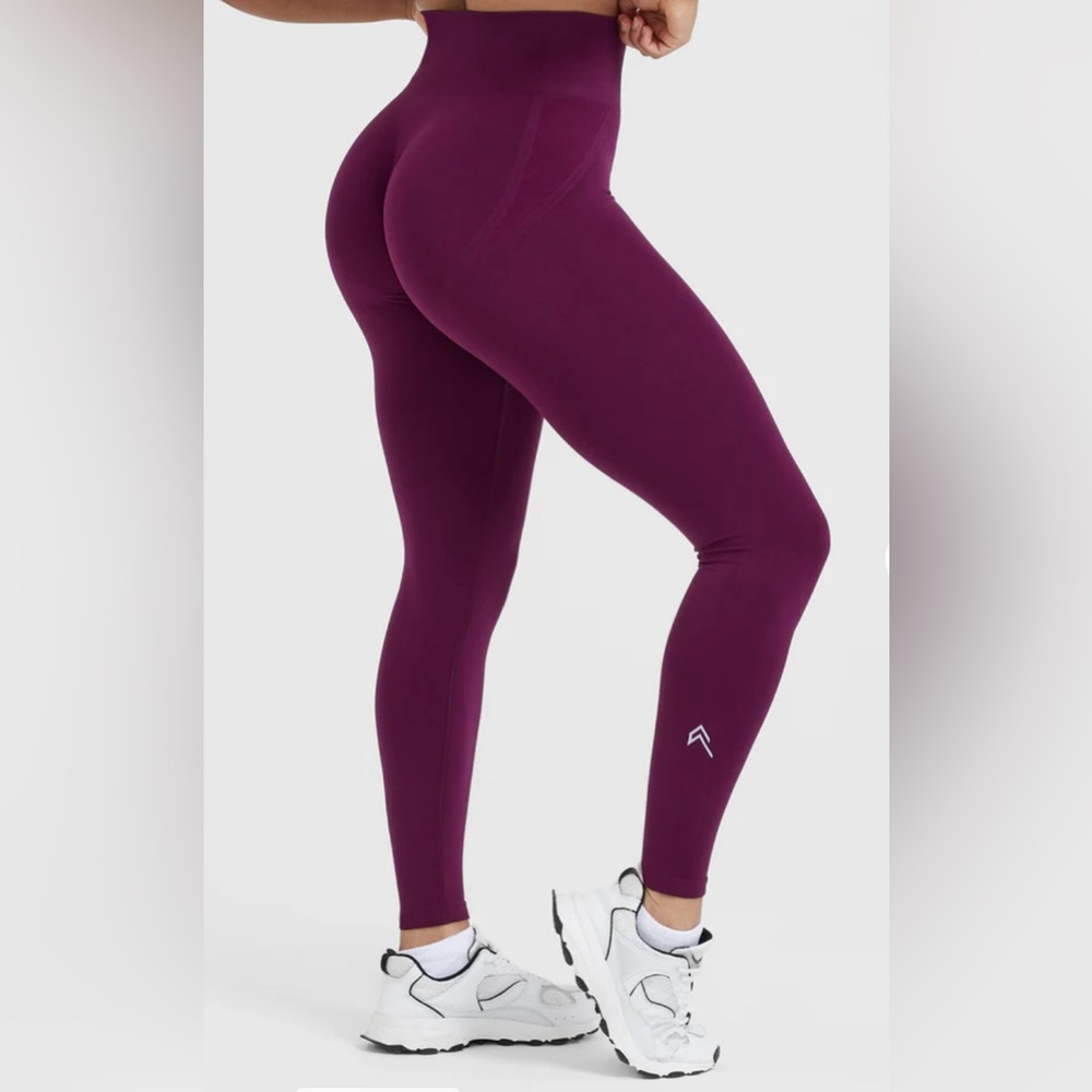 NWT - Oner Active - EFFORTLESS SEAMLESS LEGGINGS - Ripe Fig